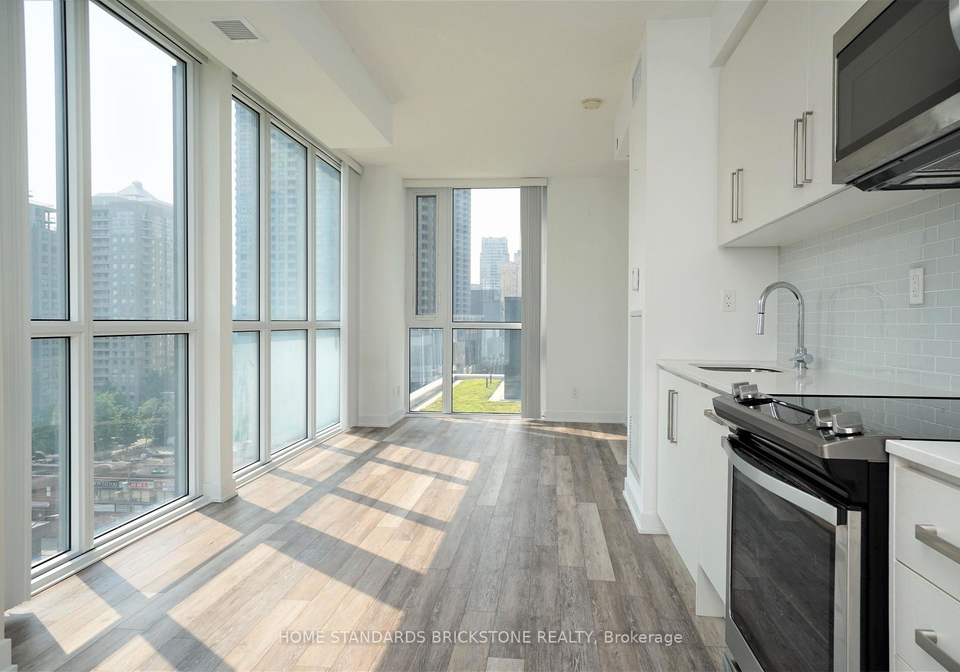 5180-yonge-street-toronto-ontario-c13181522