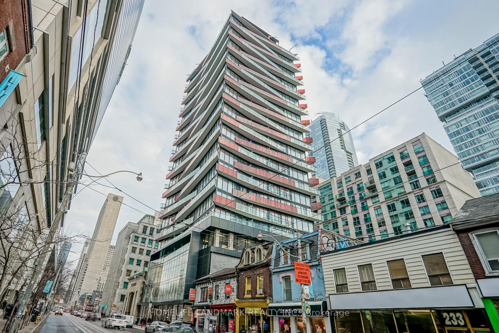 215-queen-street-w-toronto-ontario-c13181536