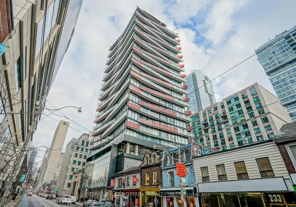 215-queen-street-w-toronto-ontario-c13181536