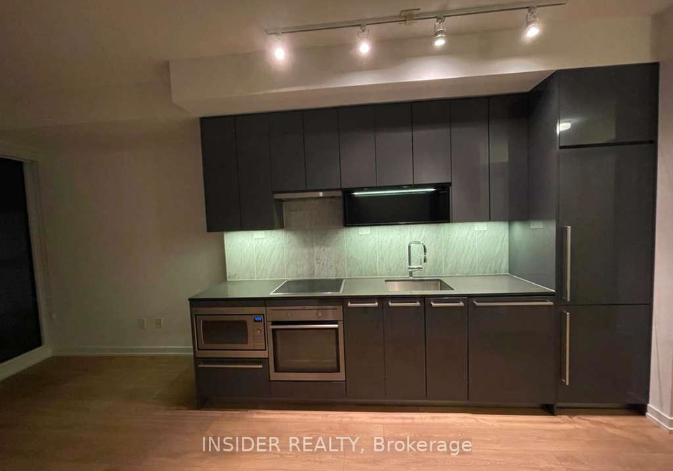 115-mcmahon-drive-north-york-ontario-c13182272