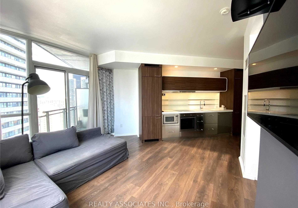 45-charles-street-e-toronto-ontario-c13182860