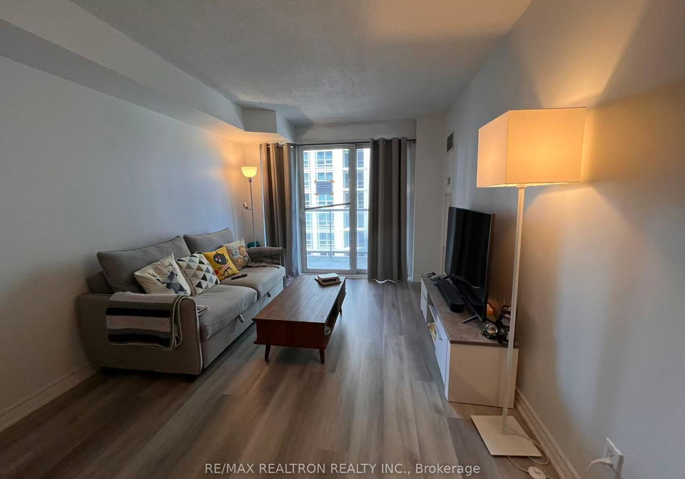 761-bay-street-toronto-ontario-c13184018
