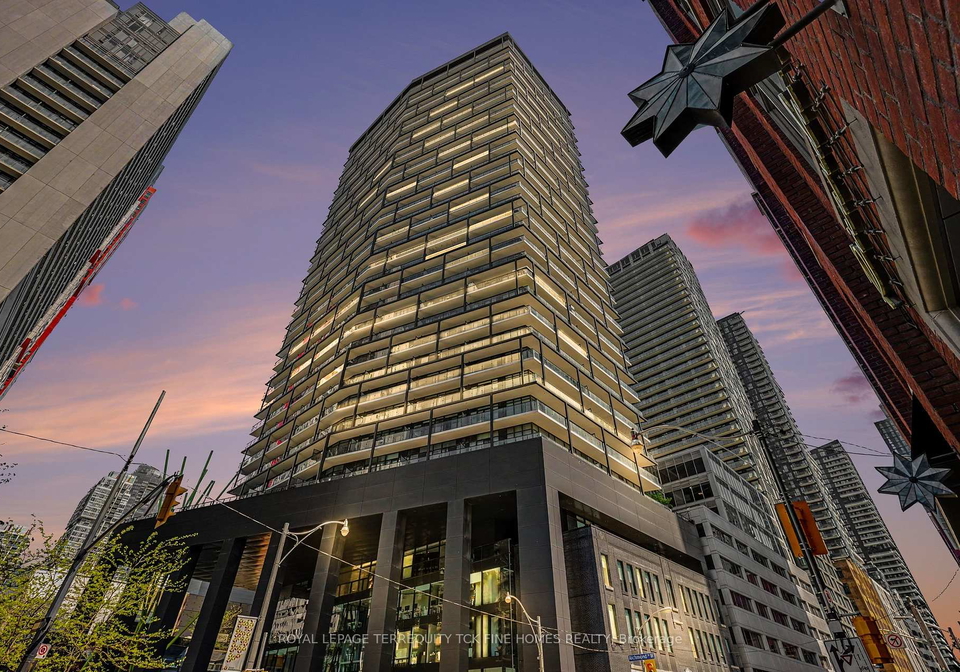 125-peter-street-toronto-ontario-c13184622