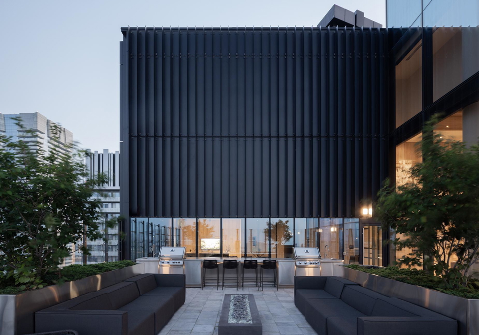 55-charles-street-e-toronto-ontario-c13186244
