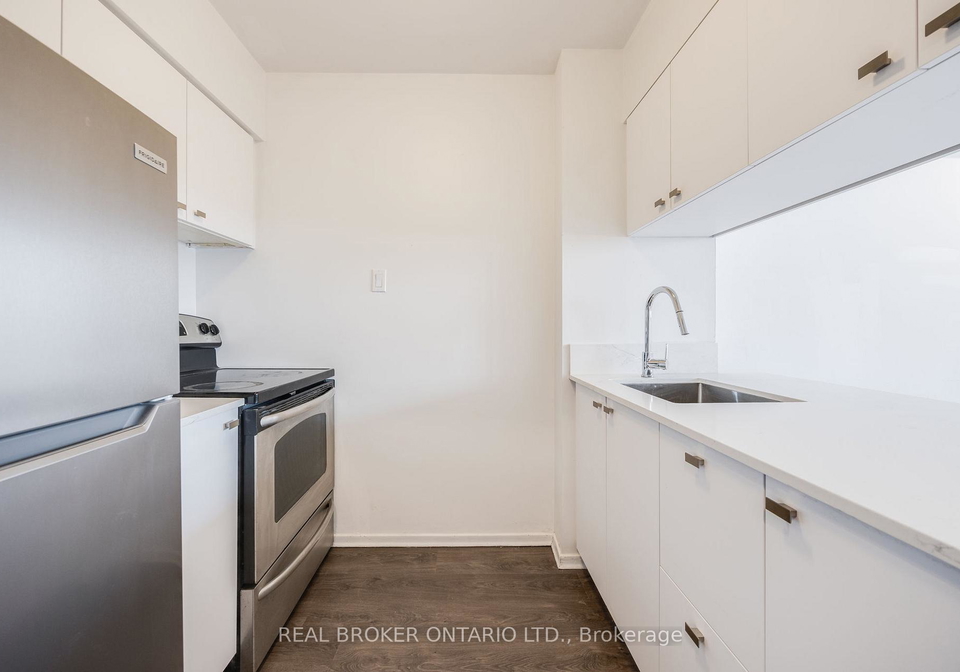 105-mc-caul-street-toronto-ontario-c13186276