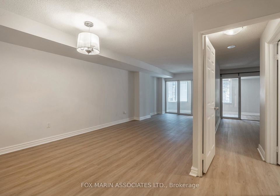 33-university-avenue-toronto-ontario-c13188088