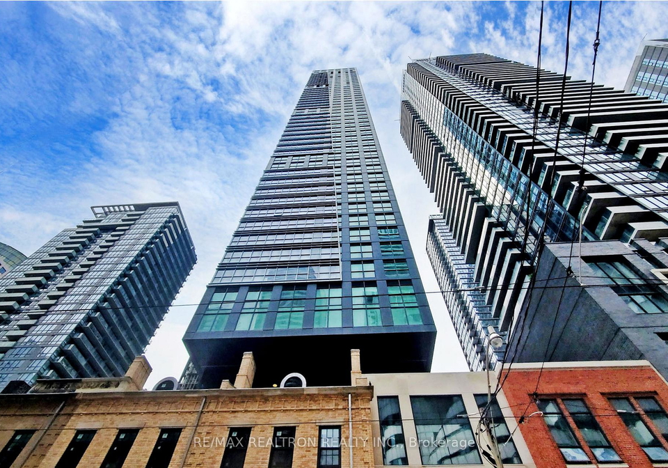 327-king-street-w-toronto-ontario-c13188382