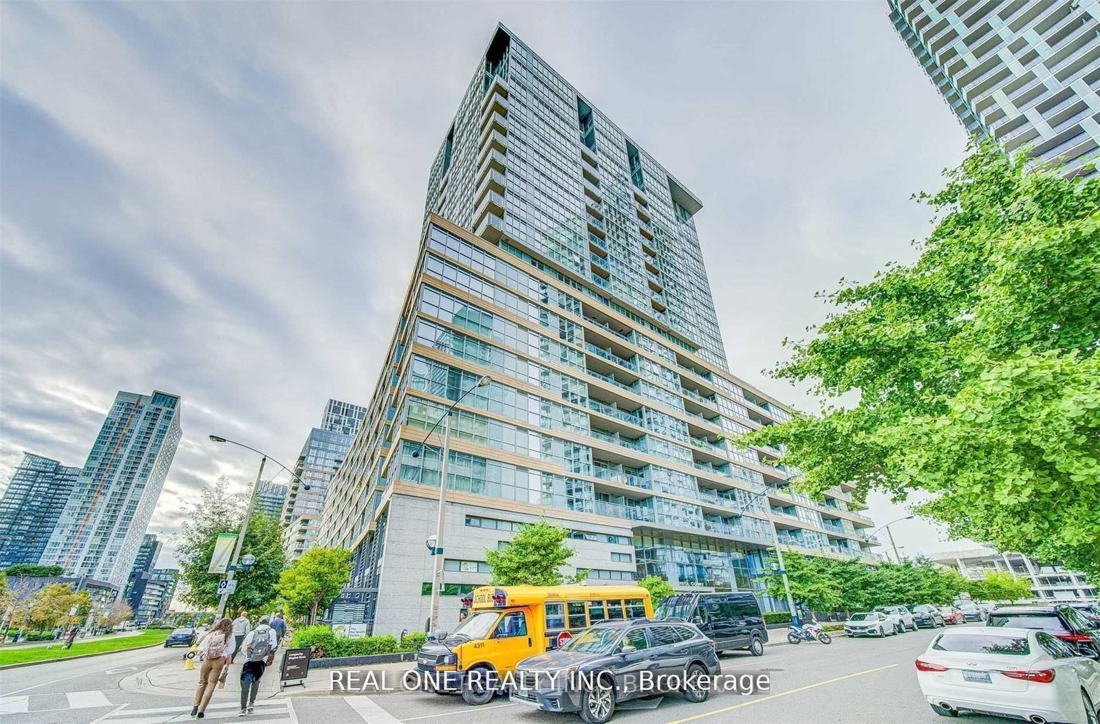 10-capreol-court-toronto-ontario-c13189058