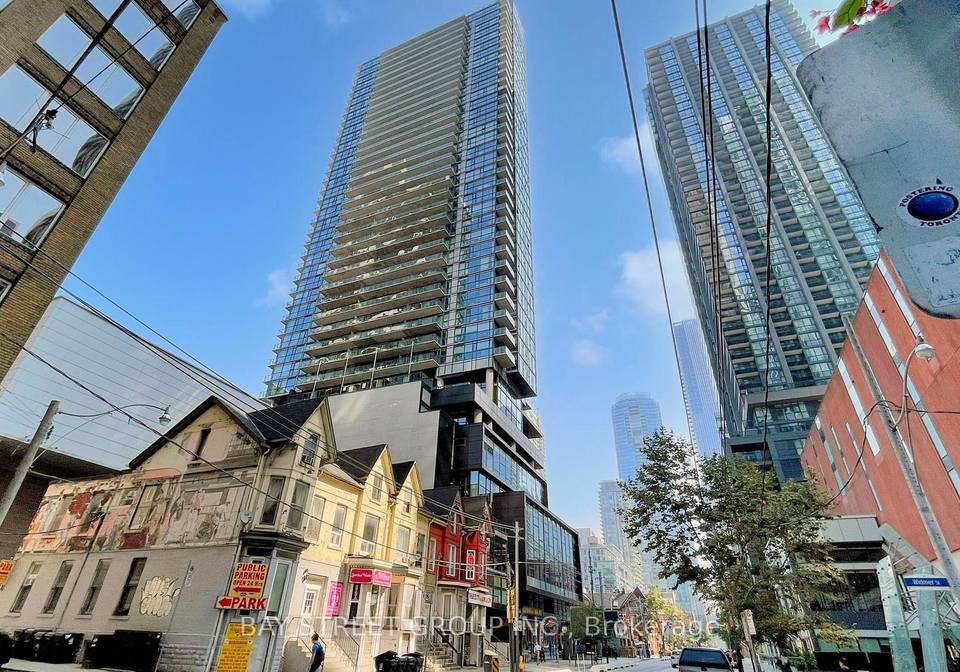 290-adelaide-street-w-toronto-ontario-c13191576