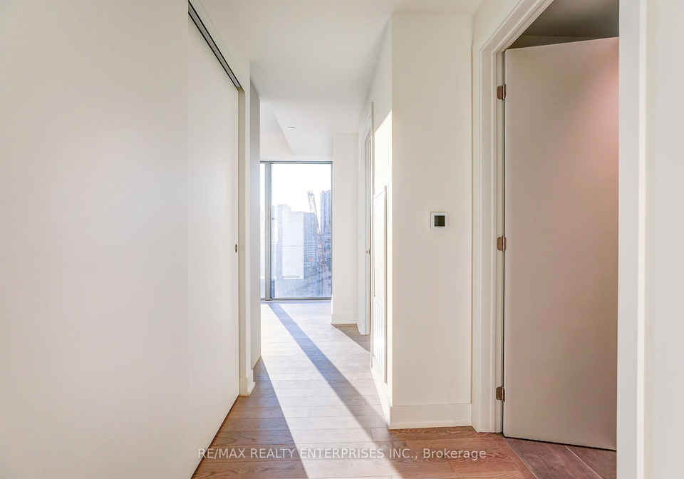 8-cumberland-street-toronto-ontario-c13193350