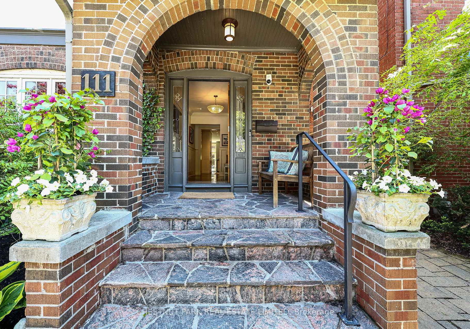 111-glenview-avenue-toronto-ontario-c13194054