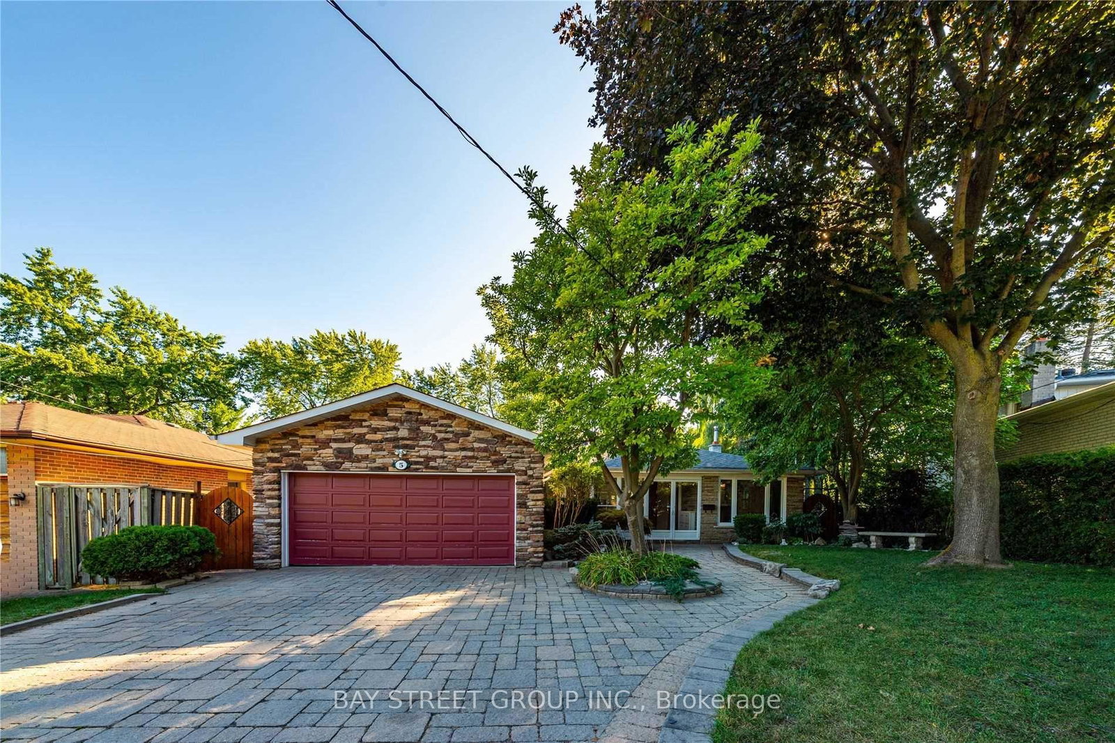5-warlock-crescent-north-york-ontario-c13199152