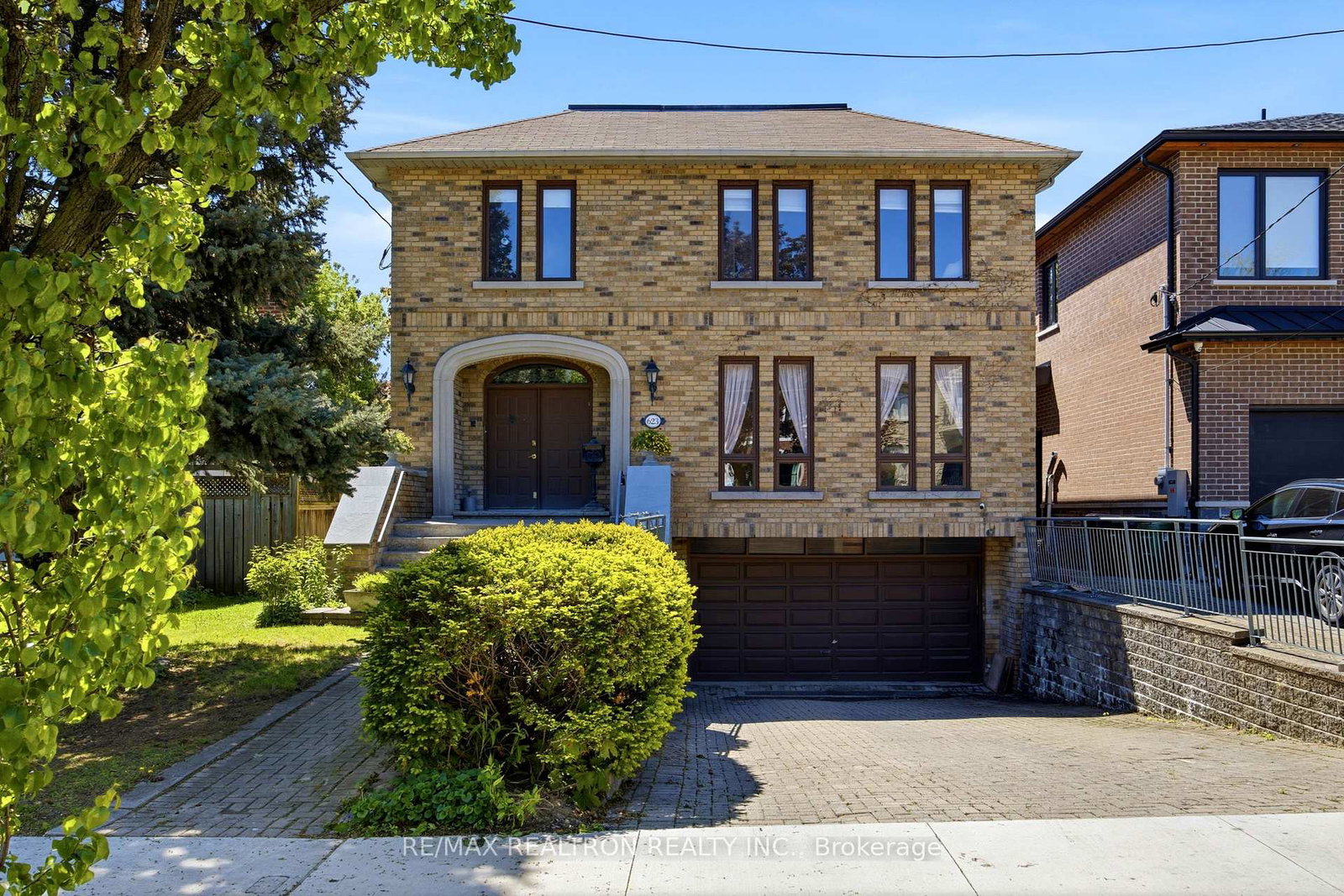 623-coldstream-avenue-toronto-ontario-c13200652
