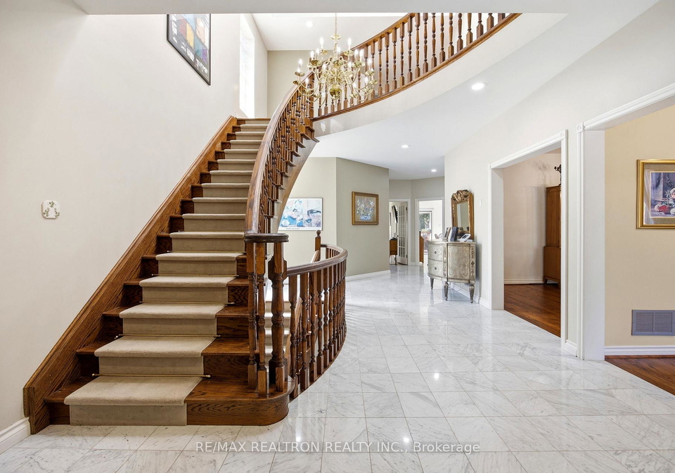 623-coldstream-avenue-toronto-ontario-c13200652
