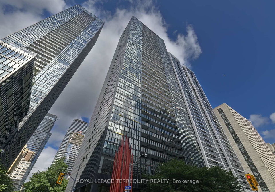 110-charles-street-e-toronto-ontario-c13200858