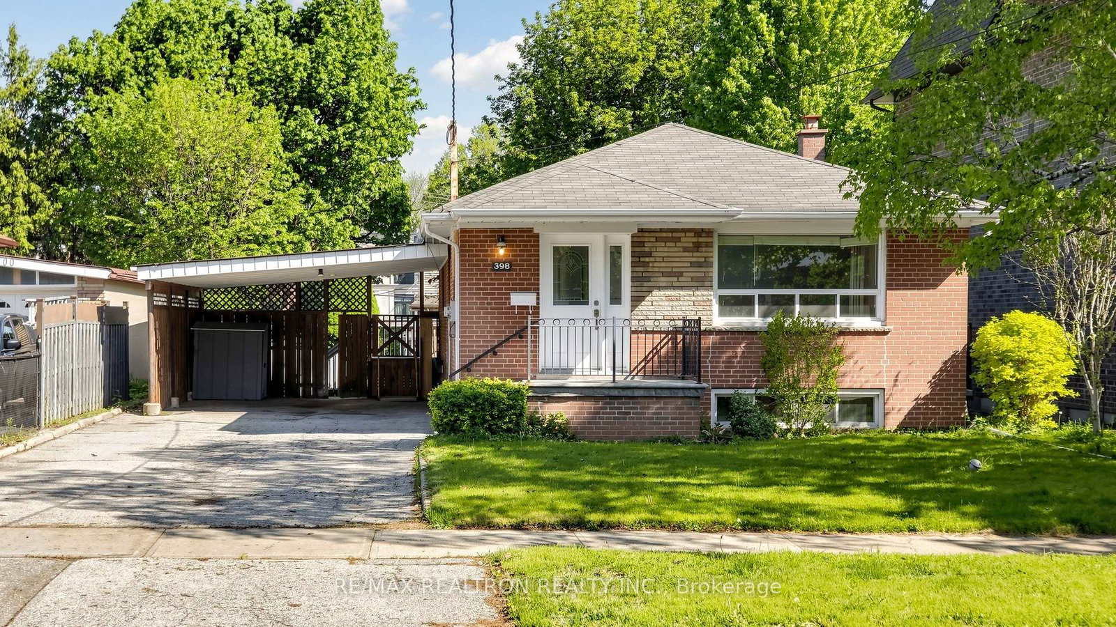 398-connaught-avenue-toronto-ontario-c13201674