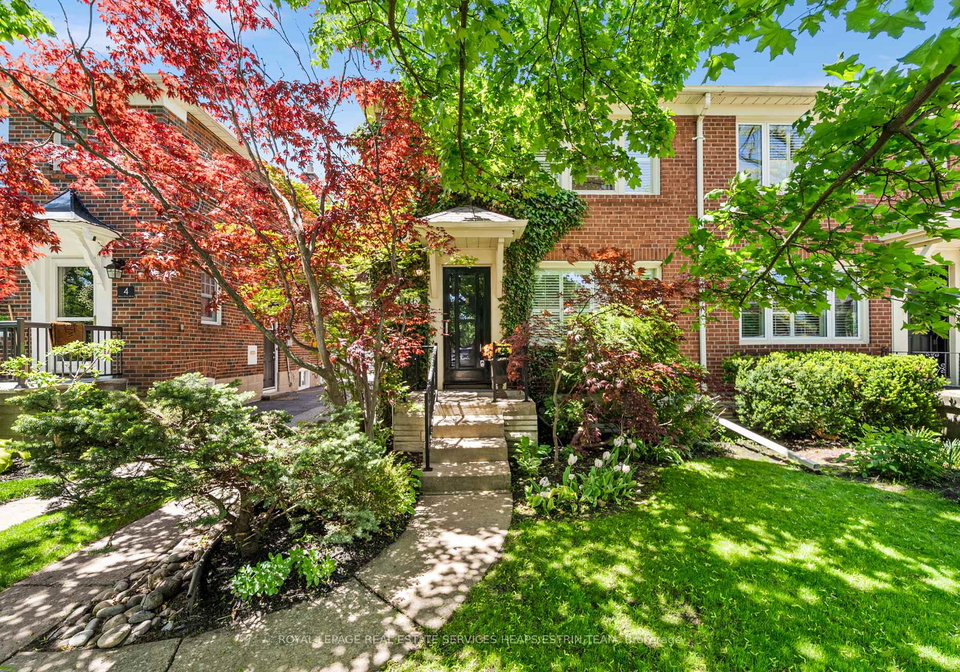 6-beaufield-avenue-east-york-ontario-c13204098