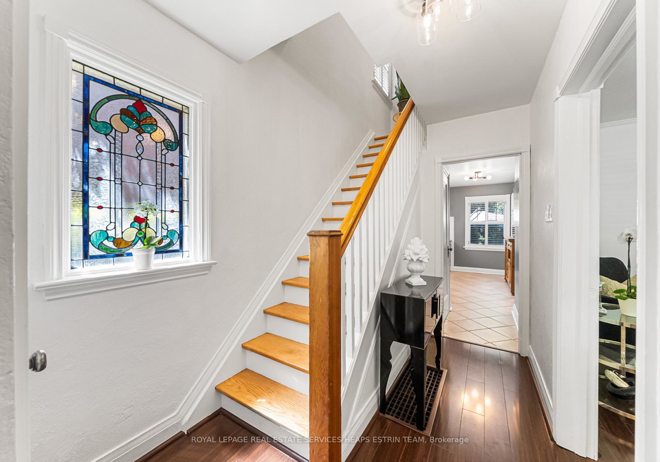 6-beaufield-avenue-east-york-ontario-c13204098