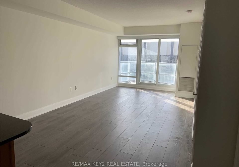 2181-yonge-street-toronto-ontario-c13204372