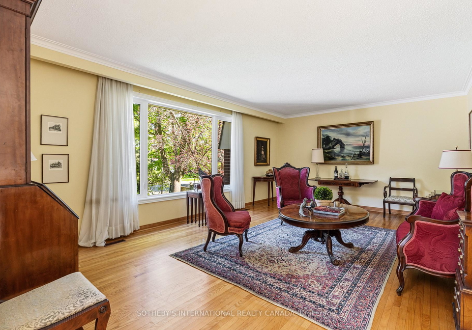 29-leacock-crescent-north-york-ontario-c13204584