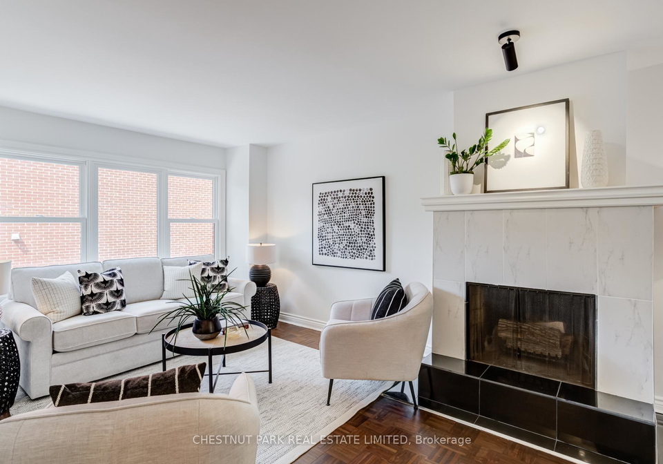 41-spruce-street-toronto-ontario-c13205110
