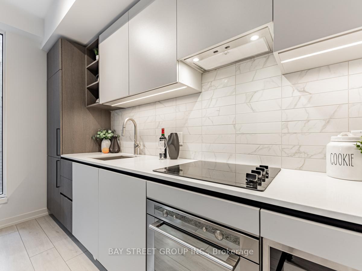 55-mercer-street-toronto-ontario-c13205342