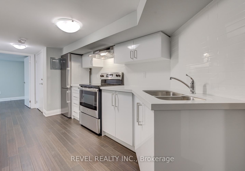 1064-college-street-toronto-ontario-c13205530