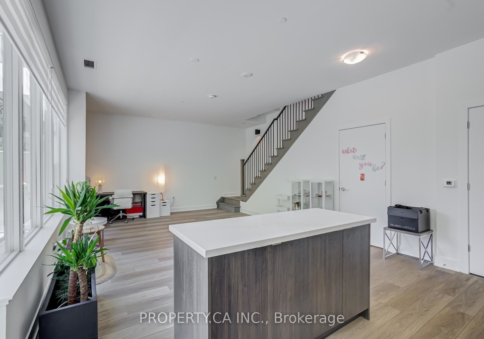 2-teagarden-court-n-north-york-ontario-c13205550