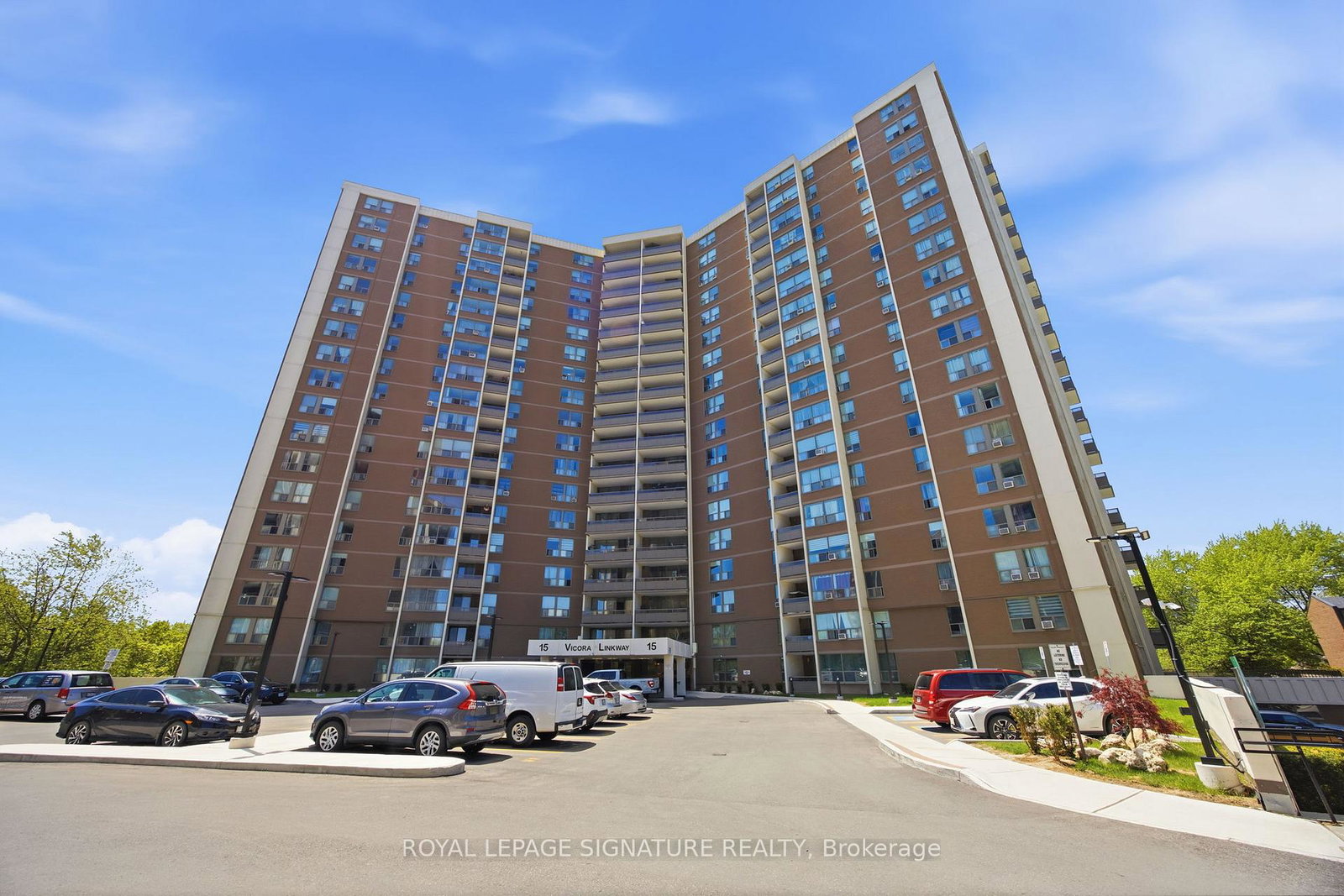 15-vicora-linkway-east-york-ontario-c13205628