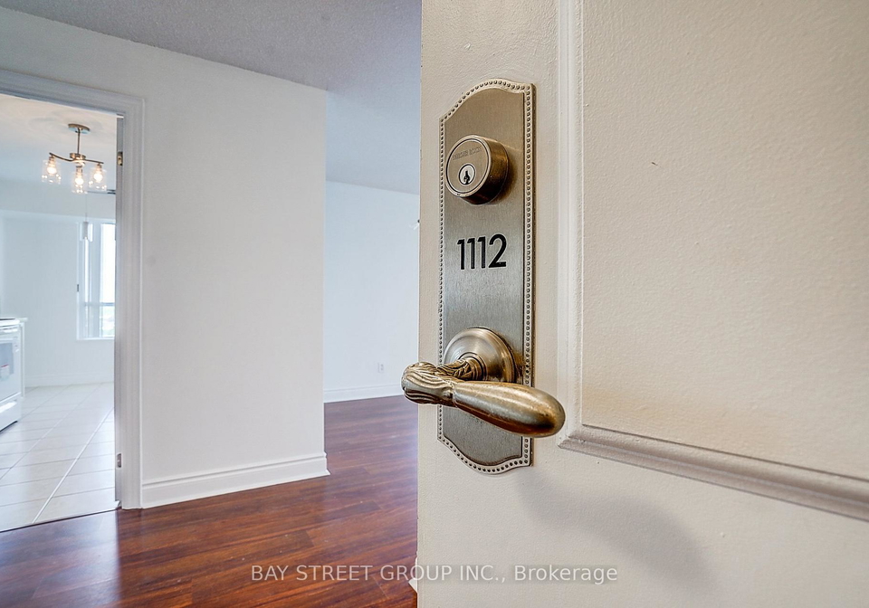 15-greenview-avenue-toronto-ontario-c13205724