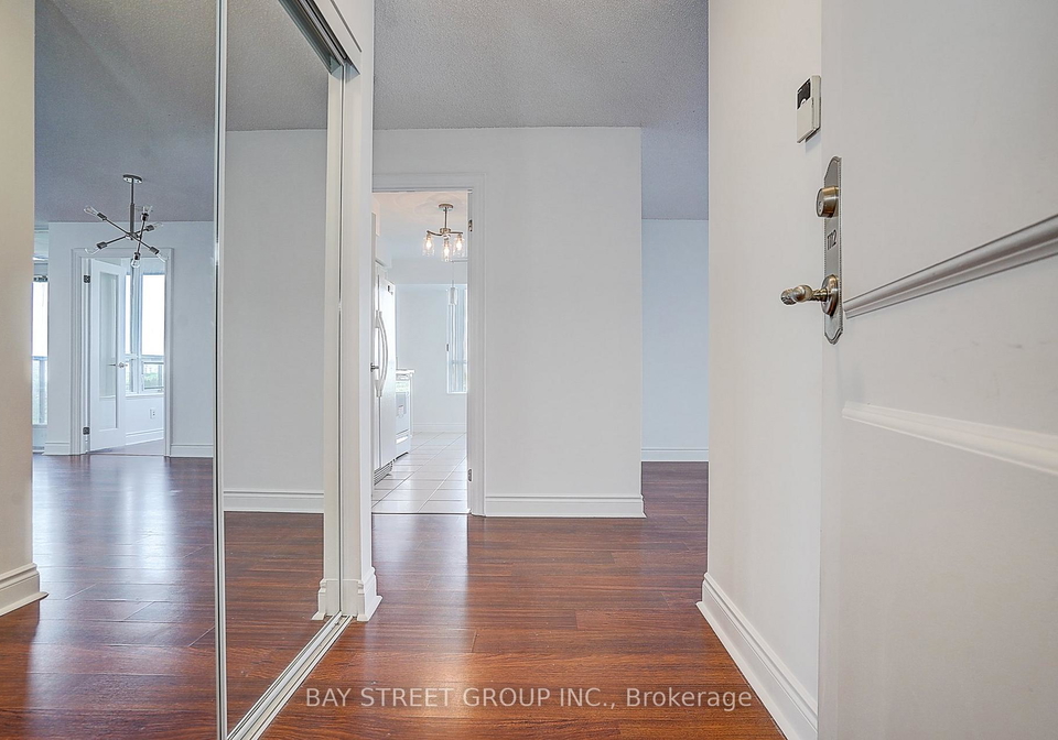 15-greenview-avenue-toronto-ontario-c13205724