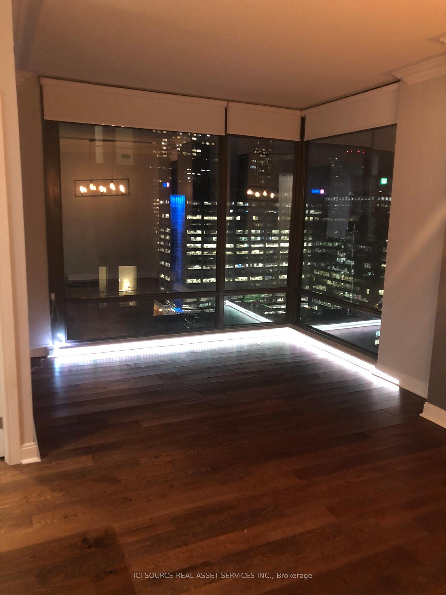18-yorkville-avenue-toronto-ontario-c13205832