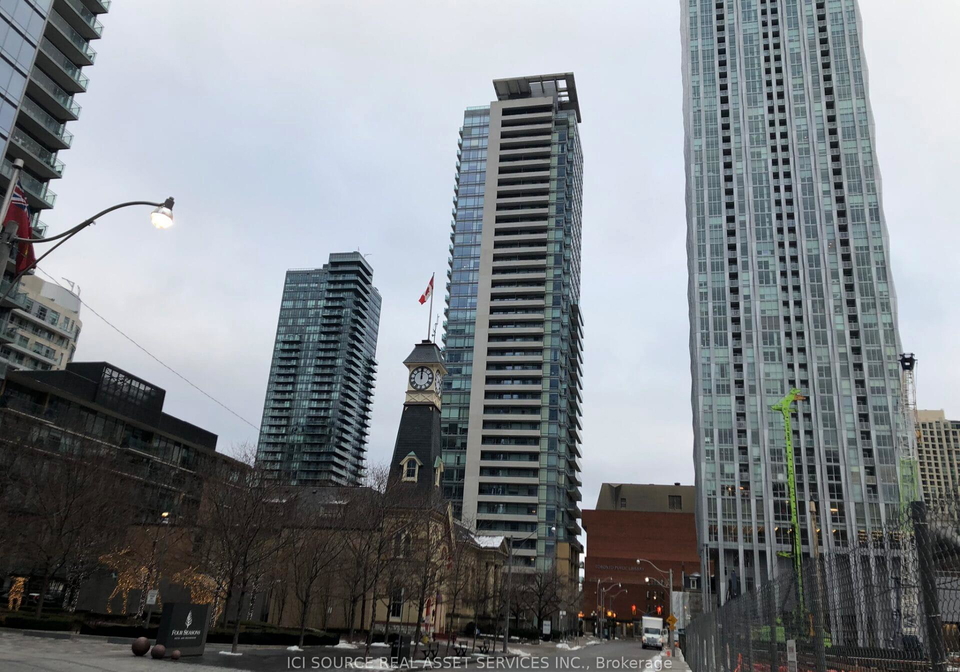 18-yorkville-avenue-toronto-ontario-c13205832