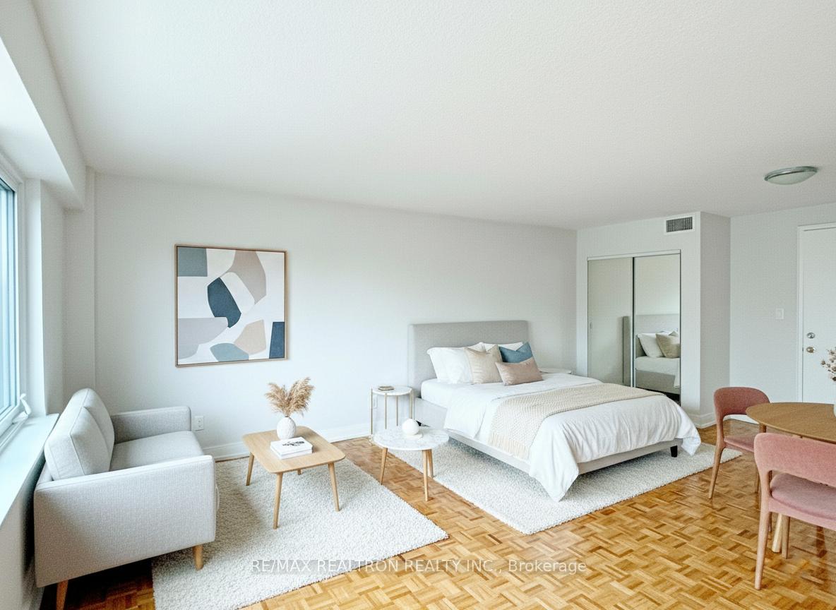 95-lawton-boulevard-toronto-ontario-c13205920