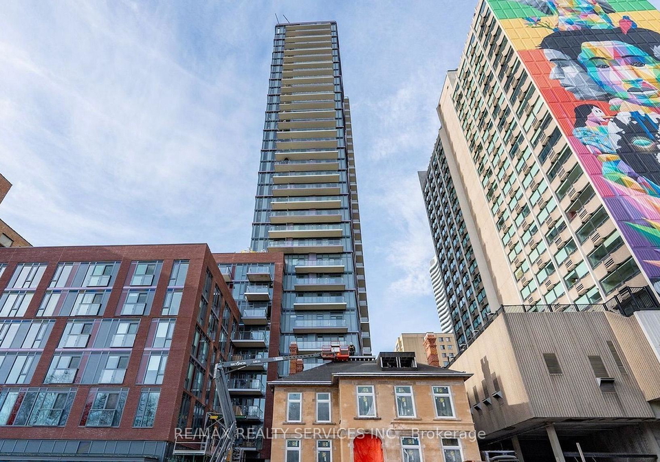 308-jarvis-street-toronto-ontario-c13206014