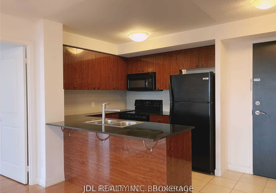 5791-yonge-street-north-york-ontario-c13206202