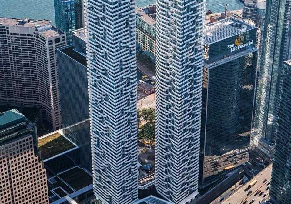 100-harbour-street-toronto-ontario-c13206236