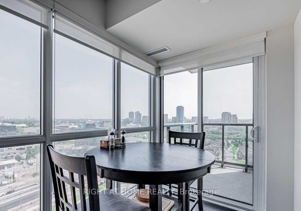 6-sonic-way-east-york-ontario-c13206418