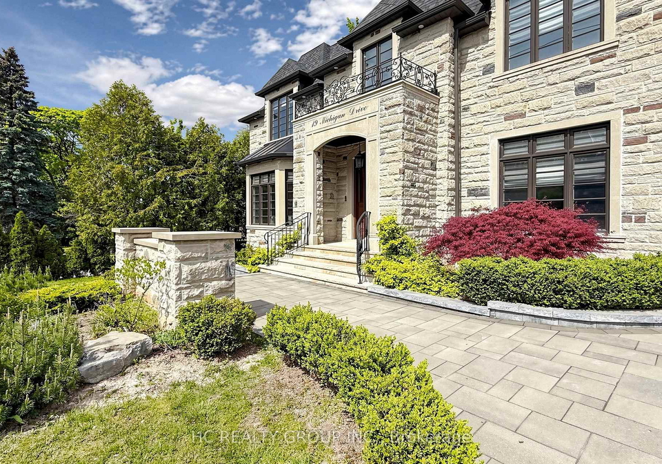 19-michigan-drive-north-york-ontario-c13206460