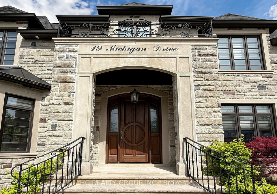 19-michigan-drive-north-york-ontario-c13206460