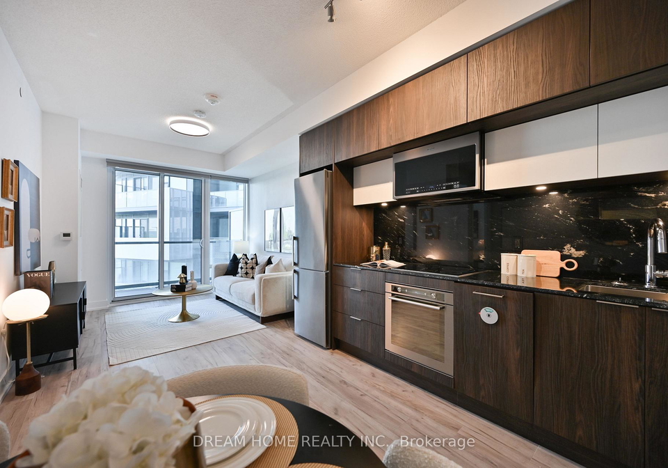 25-adra-grado-way-north-york-ontario-c13206514
