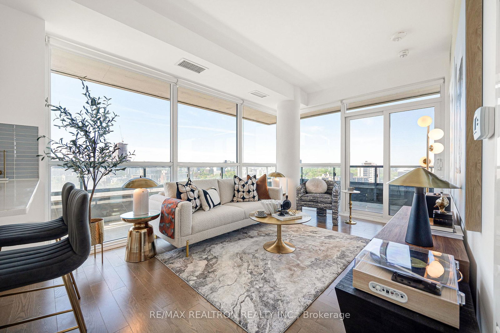 181-bedford-road-toronto-ontario-c13206572