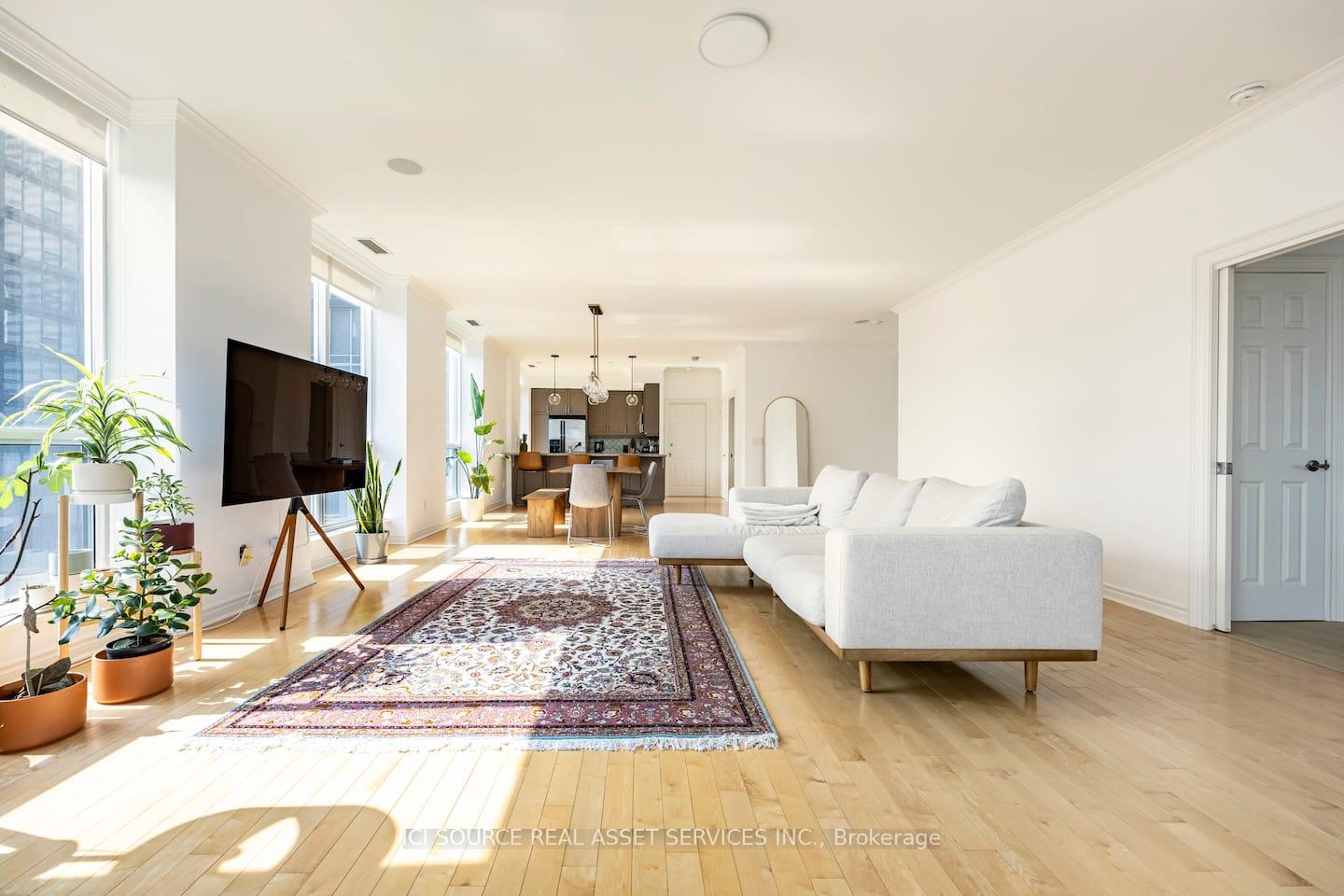 250-wellington-street-w-toronto-ontario-c13206646
