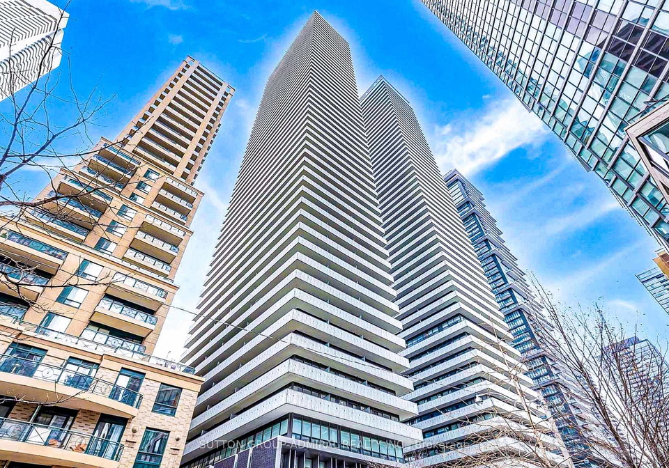 42-charles-street-e-toronto-ontario-c13206730
