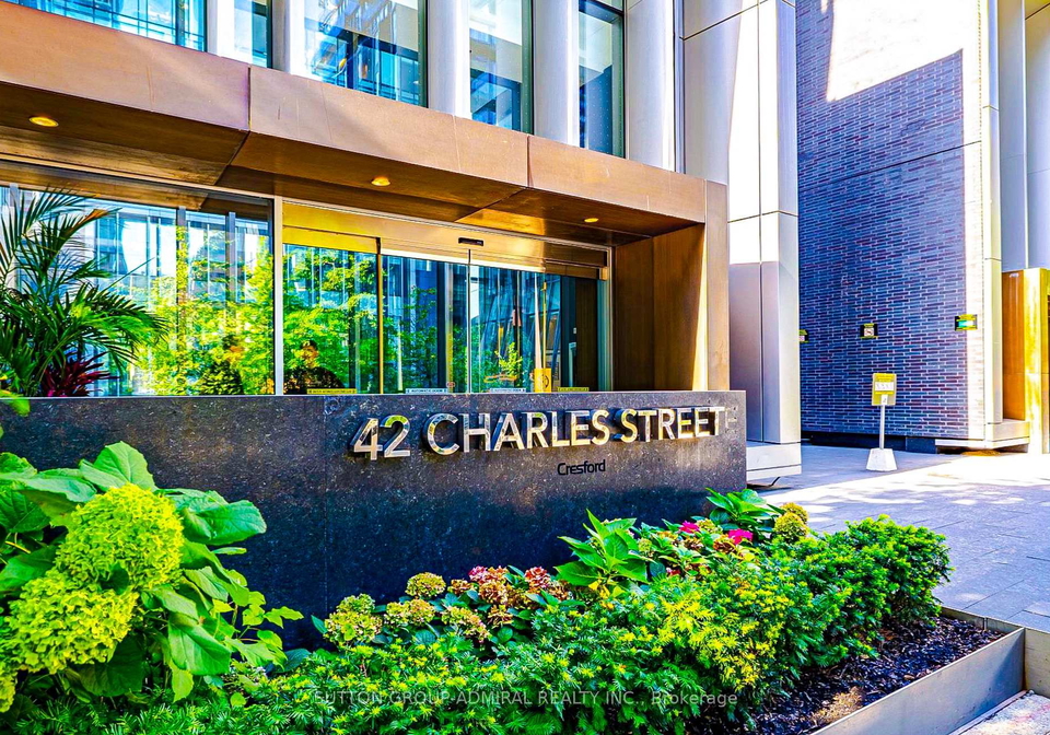 42-charles-street-e-toronto-ontario-c13206730