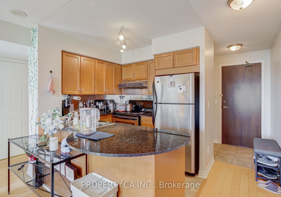 18-kenaston-gardens-north-york-ontario-c13207482