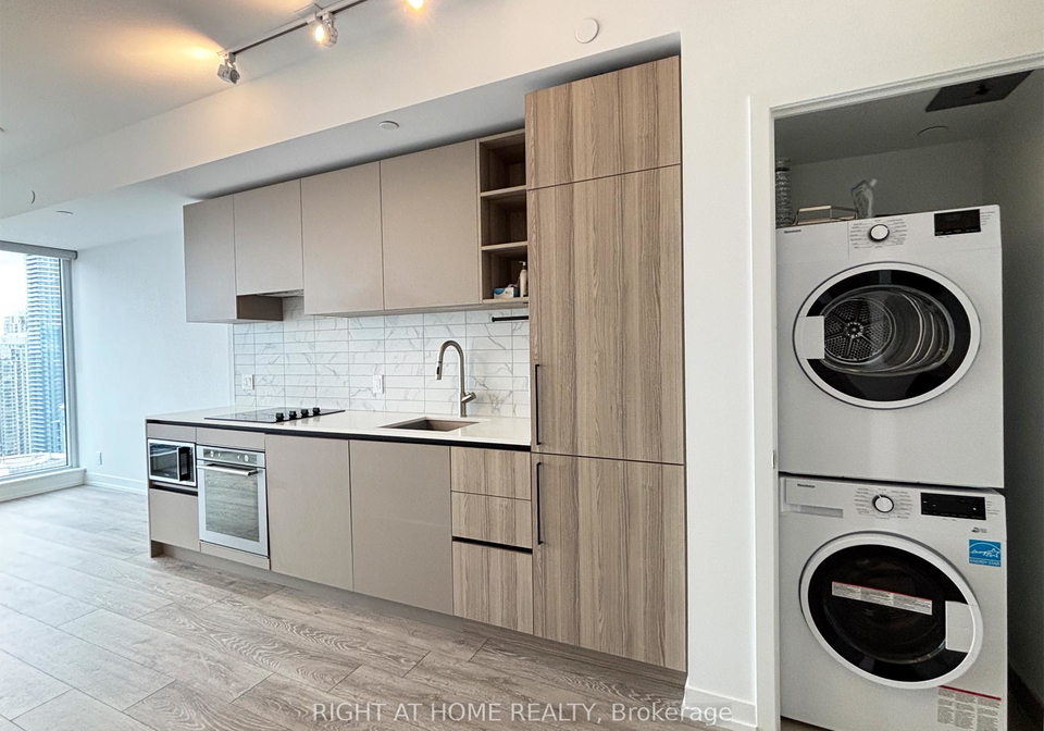 55-mercer-street-toronto-ontario-c13207558