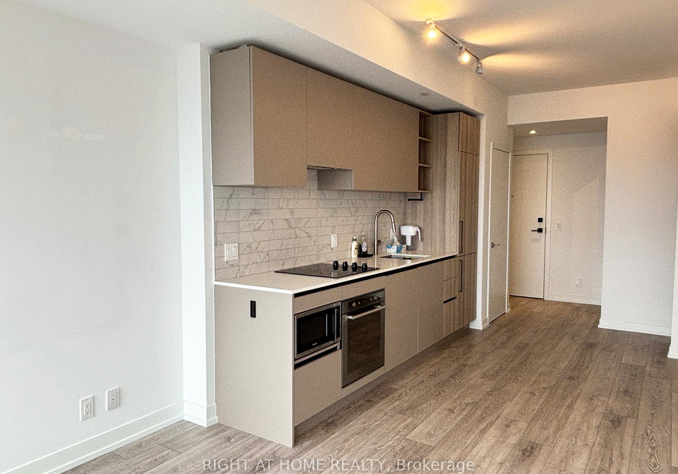 55-mercer-street-toronto-ontario-c13207558