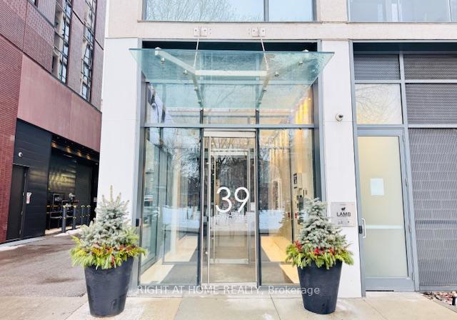 39-brant-street-toronto-ontario-c13207650