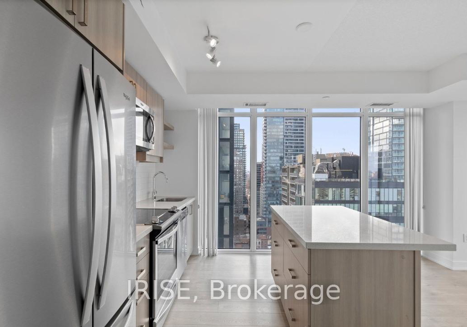 50-wellesley-street-e-toronto-ontario-c13207668